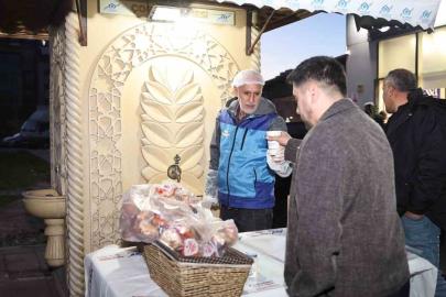 Sultangazi Belediyesi’nden iftara yetişemeyenler için sıcak çorba ikramı
