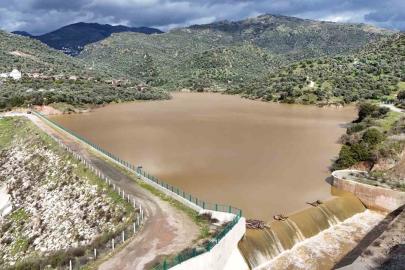 Sultanhisar’da göletler sağanakla doldu taştı
