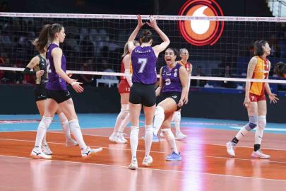Sultanlar Ligi: Galatasaray: 3 - Zeren Spor: 1