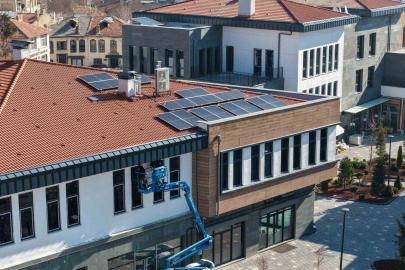 Suriçi Çarşısı yeşil enerjiyle aydınlanıyor