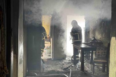 Tek katlı evde çıkan yangın söndürüldü