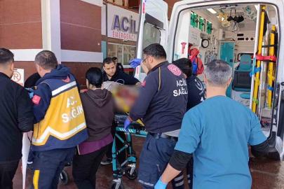 Tekeri çıkan otomobil takla attı: 1’i ağır 2 yaralı