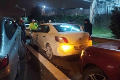 TEM’i kilitleyen 8 araçlı zincirleme kaza