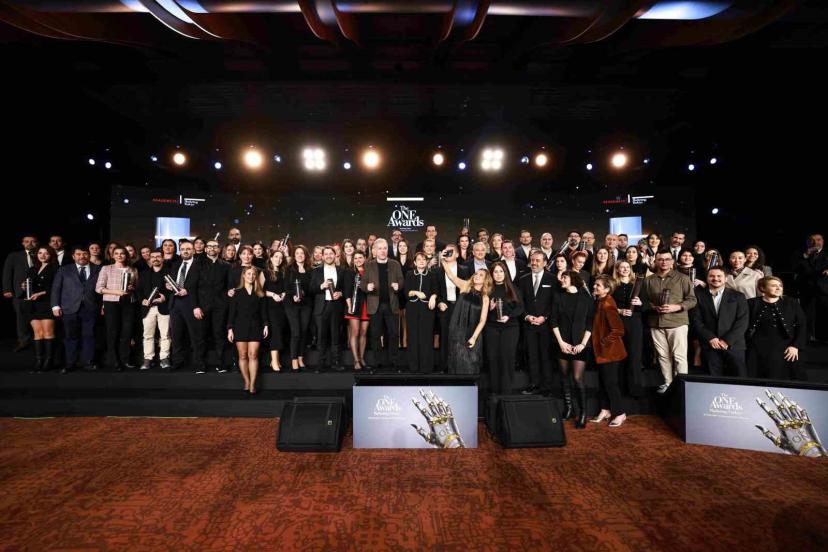 The ONE Awards’ta bilgisayar kategorisinde "Yılın İtibarlı Markası" ödülü