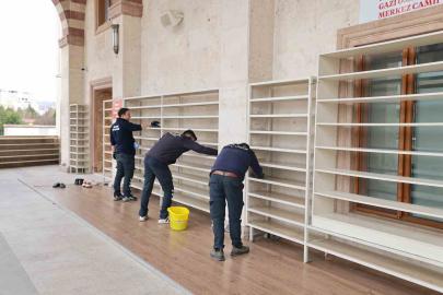 Tokat’ta ibadethaneler Ramazan’a hazırlandı