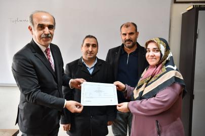 Topsöğüt’te okuma yazma gururu