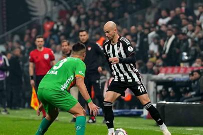 Trendyol Süper Lig: Beşiktaş: 2 - Corendon Alanyaspor: 2 (Maç sonucu)