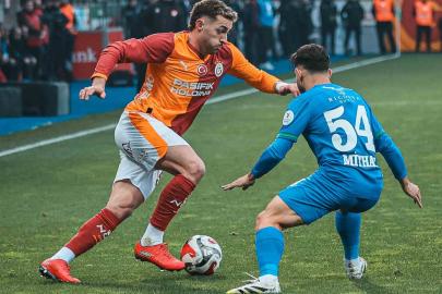 Trendyol Süper Lig: Çaykur Rizespor: 0 - Galatasaray: 1 (İlk yarı)