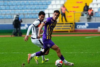 Trendyol Süper Lig: Eyüpspor: 0 - Başakşehir: 1 (Maç devam ediyor)