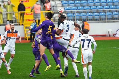 Trendyol Süper Lig: Eyüpspor: 1 - RAMS Başakşehir: 2 (Maç Sonucu)