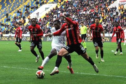 Trendyol Süper Lig: Gençlerbirliği: 2 - Çaykur Rizespor: 2 (Maç sonucu)