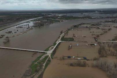 Tunca ve Meriç’te taşkın havadan görüntülendi