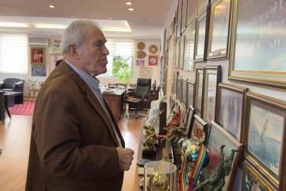 Türk güreşinin önemli ismi Ahmet Ayık’a anlamlı ödül