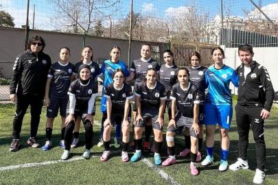 U17 Kadınlar Ligi’nde Körfez’den galibiyet