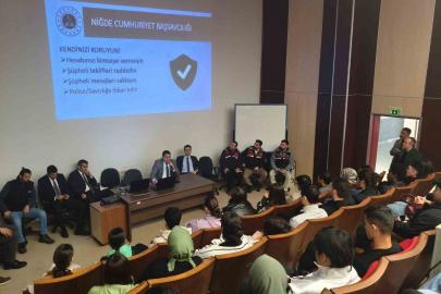 Üniversite öğrencilerine siber güvenlik ve IBAN uyarısı yapıldı