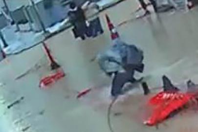 Vatandaş su dolu çukura düşmüştü; sorumlu şirkete 100 bin TL ceza