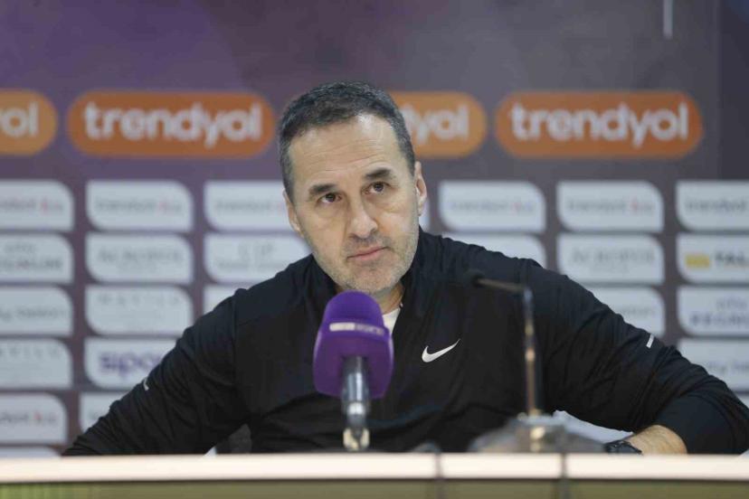 Yalçın Koşukavak: "Basit hatalarla 3 gol yedik"