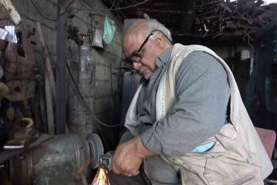 Yarım asırdır demire şekil veriyor