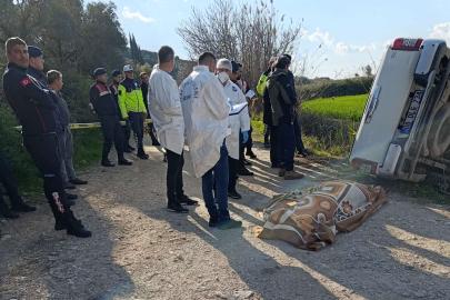 Yaşlı adam tarla komşusunu ezerek öldürdü