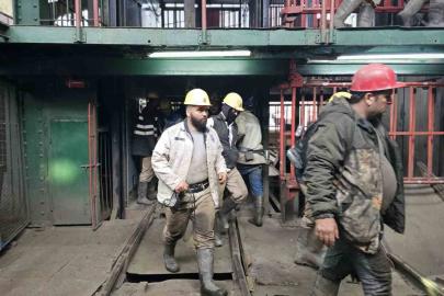 Yerin altındaki tecrübe enkazda hayat oldu