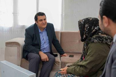 Yılmaz’dan evi yenilenen Beyazkurt ailesine ziyaret