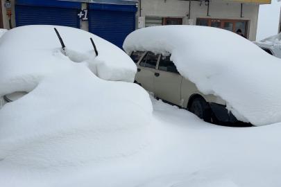 Yüksekova kara gömüldü