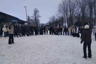 Zirvede şiir molası