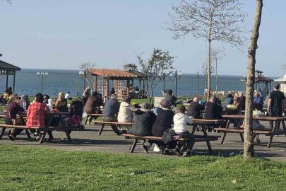 Zonguldak’ta termometreler 24 dereceyi gösterdi