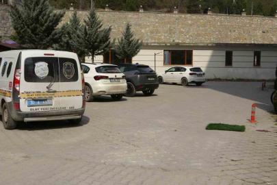 8’inci kattaki balkondan düşen genç hayatını kaybetti