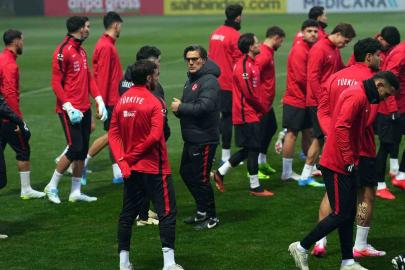 A Milli Futbol Takımı, Romanya maçının hazırlıklarını sürdürdü