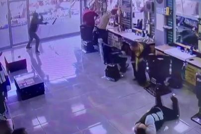 Adana’da berberde böyle ateş etti: 1 yaralı