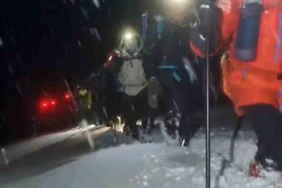 Ağrı Dağı’nda zirve tırmanışı yarıda kaldı