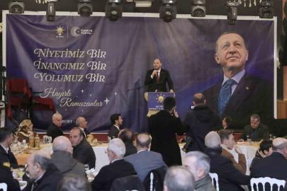 AK Parti Teşkilatı Bayburt’ta iftar sofrasında bir araya geldi