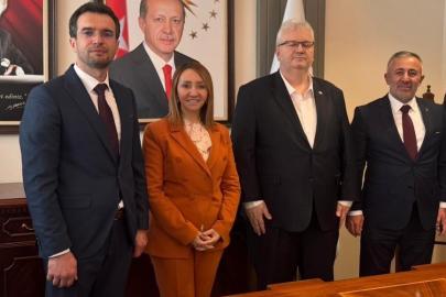 AK Partili belediye başkanları ilçelerin talepleri bakanlıklara taşıdı