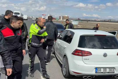 Aksaray’da nefes kesen şüpheli polis kovalamacası kamerada: 3 gözaltı