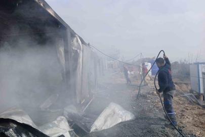 Alacağını alamayan imalatçı konteyneri ateşe verdi
