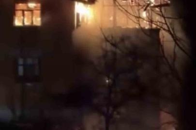 Alevlere teslim olan ev küle döndü