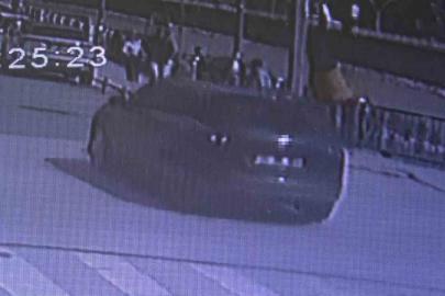 Amasya’da otomobilin çarptığı motosikletli havada takla attı