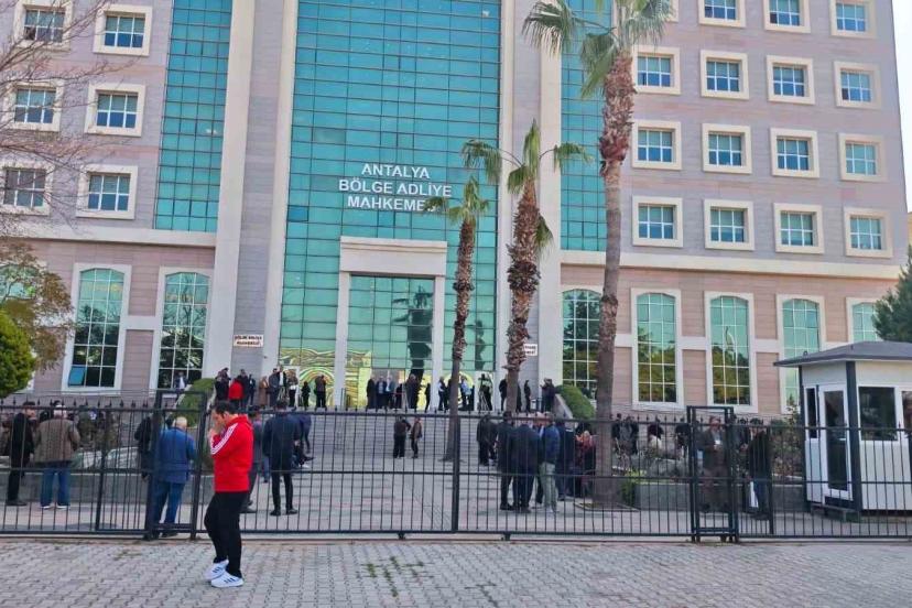 Antalya Büyükşehir Belediyesi’ne yönelik davanda tutuksuz sanıkların savunmaları alındı
