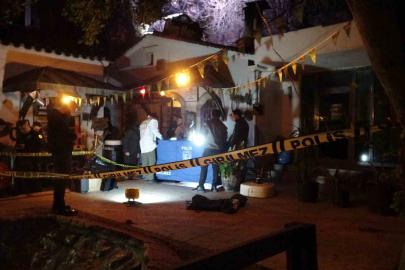 Antalya’da 21 Yaşındaki genç 30 metre yükseklikten beton zemine düşerek hayatını kaybetti