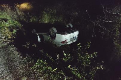 Antalya’da otomobil sulama kanalına uçtu, sürücüsü kayıplara karıştı