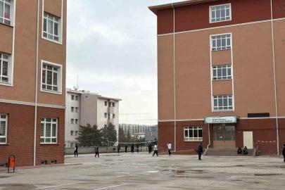 Ara tatil sona erdi, okullarda dersler yeniden başladı