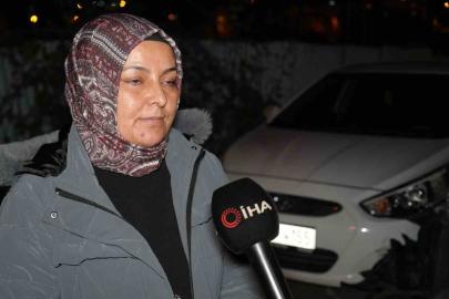 Arnavutköy’de başıboş at otomobillere çarptı: 2 araç hasar aldı