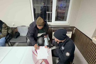 Arnavutköy’de engelli vatandaş bulduğu parayı polise teslim etti