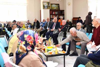 Atık kumaşlar huzurevine umut oldu