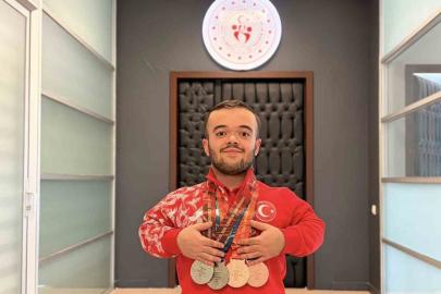 Avrupa ikincisi sporcuya görkemli karşılama