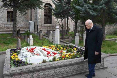 Bahçeli’den merhum Muhsin Yazıcıoğlu’nun kabrine ziyaret