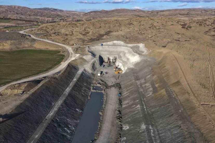 Bakan Uraloğlu: "Delice-Çorum Hızlı Tren Hattı’nda fiziki ilerleme yüzde 25’e yaklaştı"