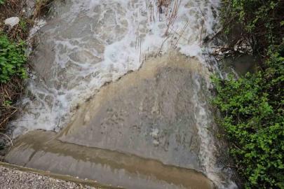 Bandırma kırsalında kuvvetli yağış hayatı olumsuz etkiledi