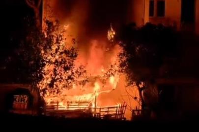 Baraka alevlere teslim oldu